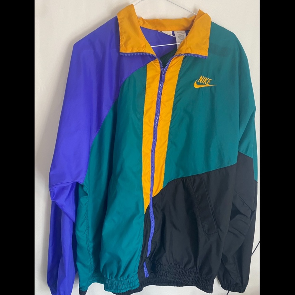 Mens Nike Retro Windbreaker